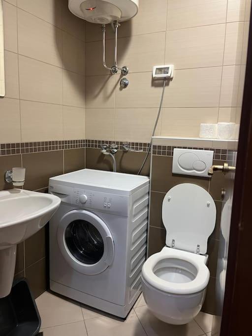 Lovely Apartment With The Parking Place Podgorica Zewnętrze zdjęcie