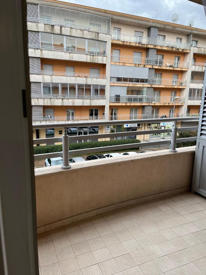 Lovely Apartment With The Parking Place Podgorica Zewnętrze zdjęcie